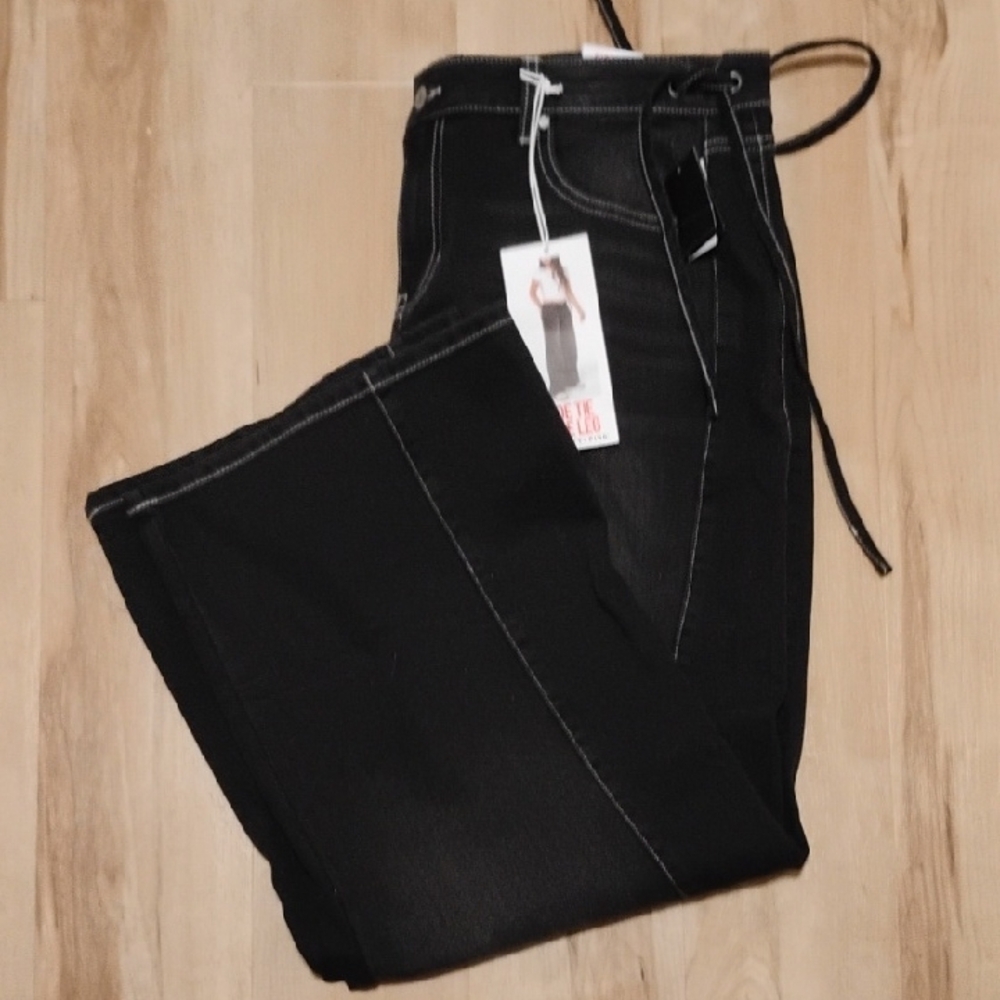 Celebrity Pink Side Tie Wide Leg Jeans – Size 1X – NWT 14-16W